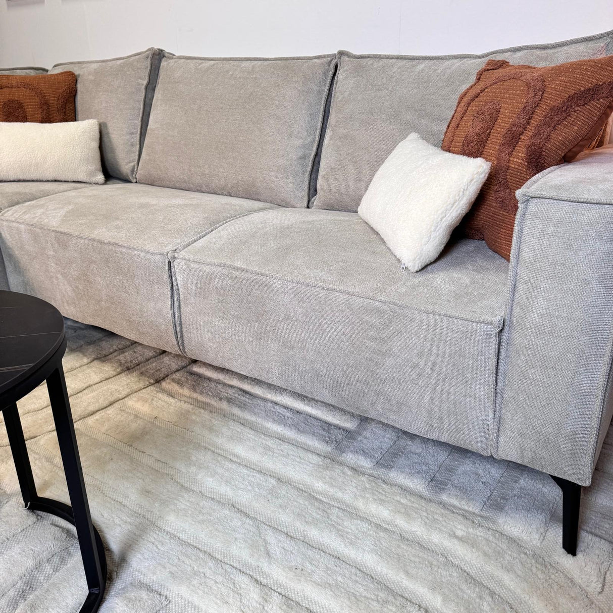 Canapé d'angle avec chaise longue beige en chenille Yara - gauche 