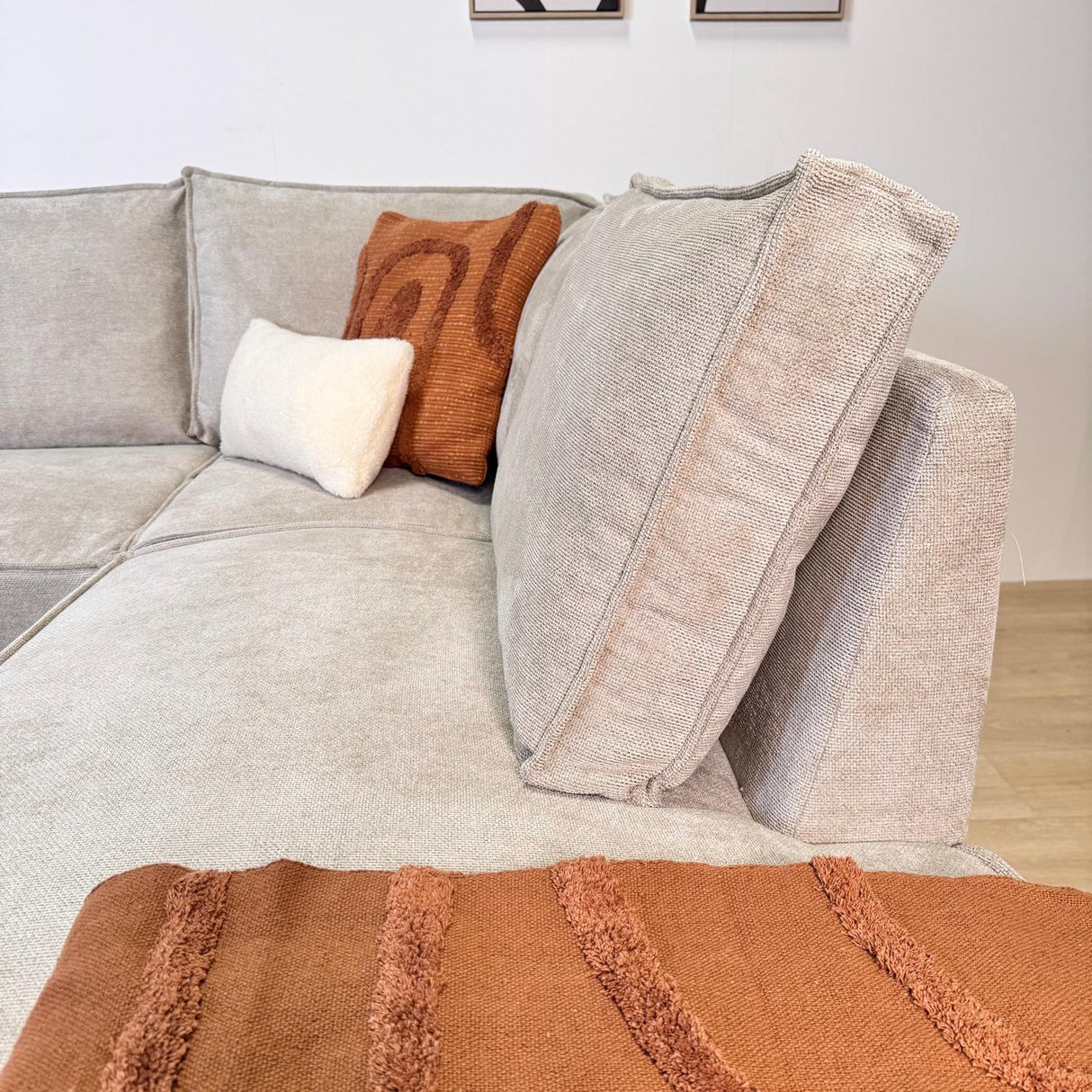 Canapé d'angle avec chaise longue beige en chenille Yara - droit 