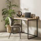 Bureau industriel tronc d'arbre en bois d'acacia Aberdeen 110x60 cm photo d'ambiance dans un intérieur moderne
