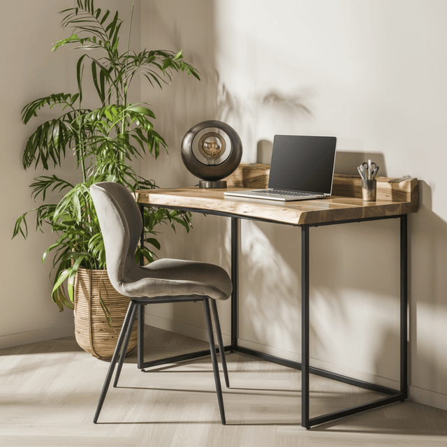 Bureau industriel tronc d'arbre en bois d'acacia Aberdeen 110x60 cm photo d'ambiance dans un intérieur moderne