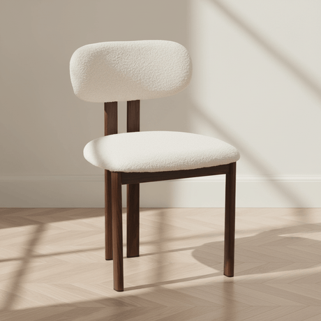 Japandi Eetkamerstoel Miyo Bouclé Beige - Walnootlook Frame
