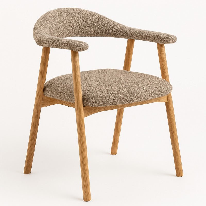 Chaise de salle à manger Japandi couleur sable Bouclé Suki - Cadre effet chêne - Avec accoudoirs 