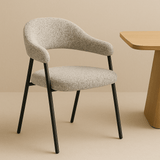 Ensemble complet : Table à manger Lea en travertin + 4 chaises Lisa en bouclé gris 
