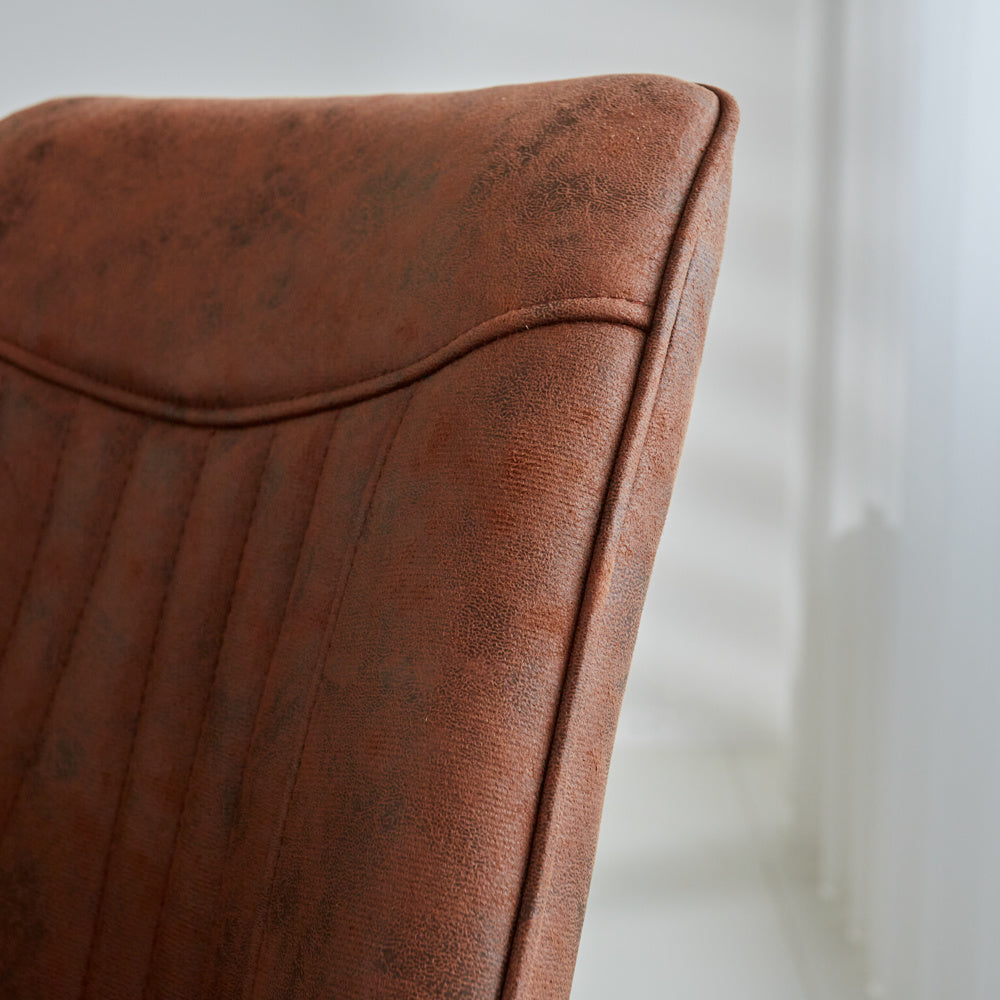 Eetkamerstoel Jada Ecoleer Dimehouse Cognac LxBxH 79x57x53 Ecoleer Sfeerfoto detail