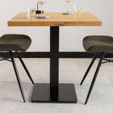 Table à manger Table de bistro Carrée Dimehouse Marron LxlxH 66x66x7 Bois de manguier Détail de la photo d'ambiance