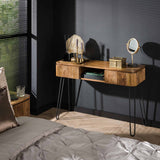 Coiffeuse Maria DH Interior Mango LxlxH 116x47x29 Bois de manguier Photo d'ambiance vue de face diagonale