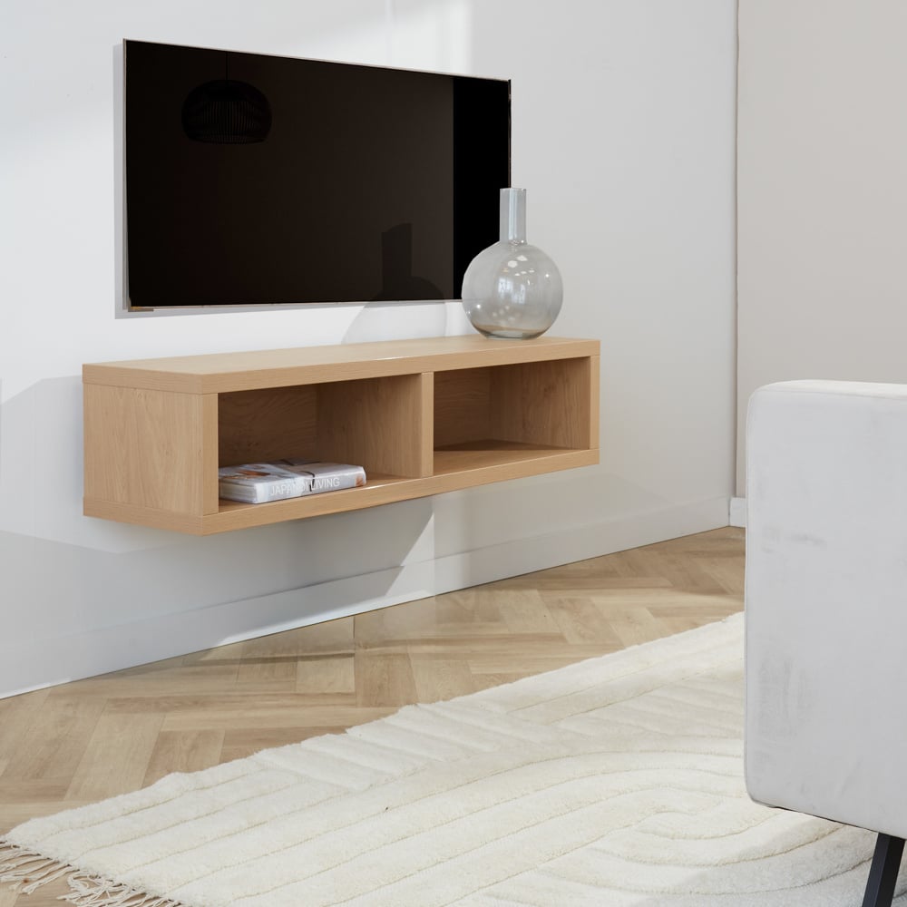 Meuble TV Bernie Chêne Rustique Dimehouse Chêne LxlxH 126x36x31 Mélamine Photo d'ambiance vue de face diagonale